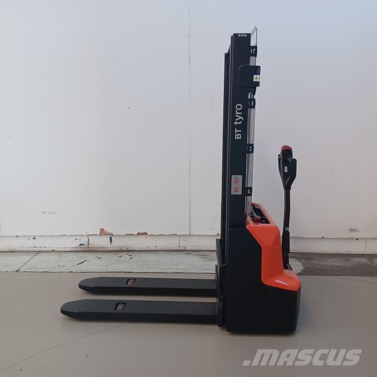 BT SHE100 Handgeführter Palettenstapler