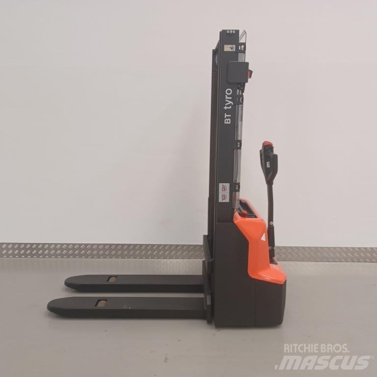 BT SHE100 Handgeführter Palettenstapler
