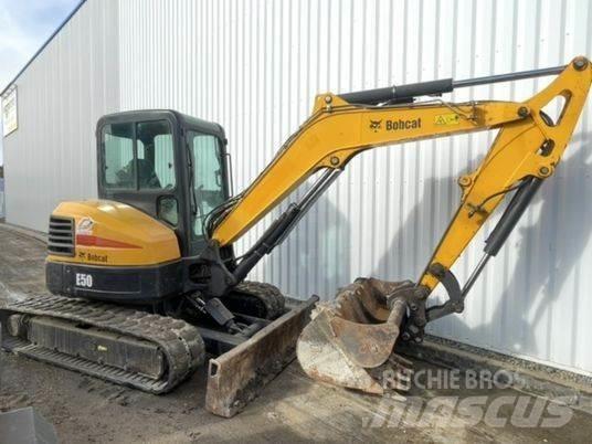 Bobcat E50 cabine Minibagger < 7t