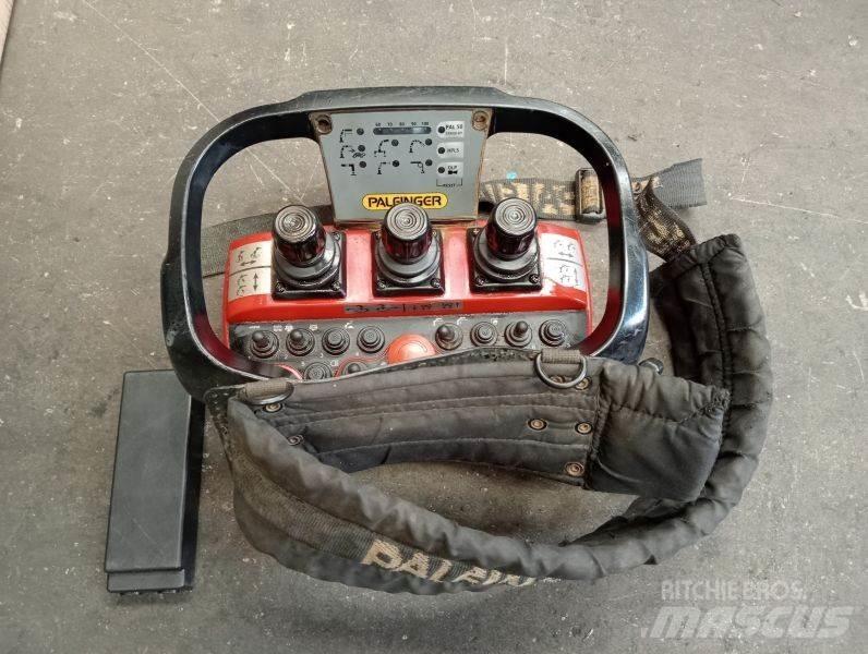 Palfinger PK 42502 Ladekrane
