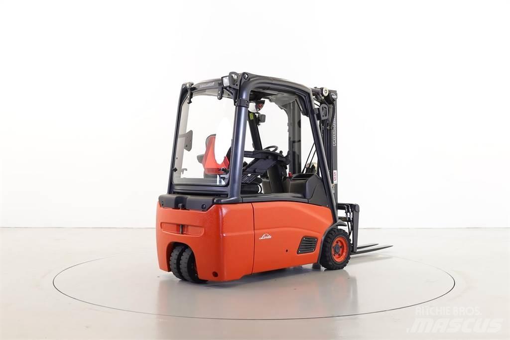 Linde E16L-01 Elektrostapler