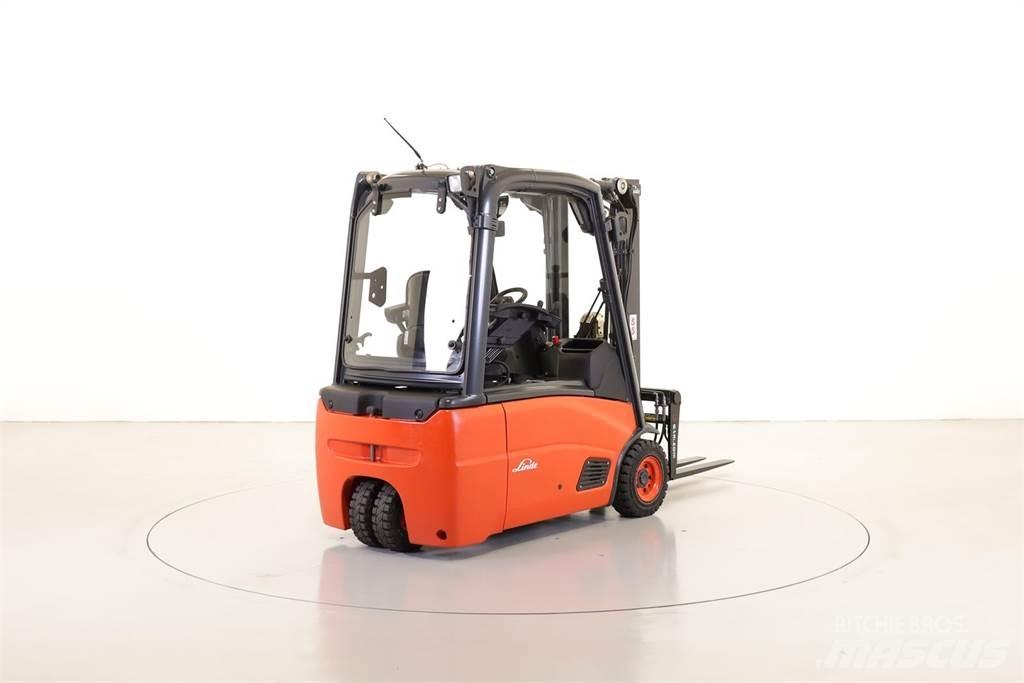 Linde E16L-01 Elektrostapler