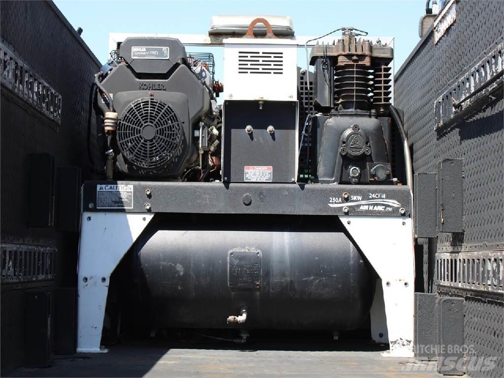 Ford F-550 Bergungsfahrzeuge
