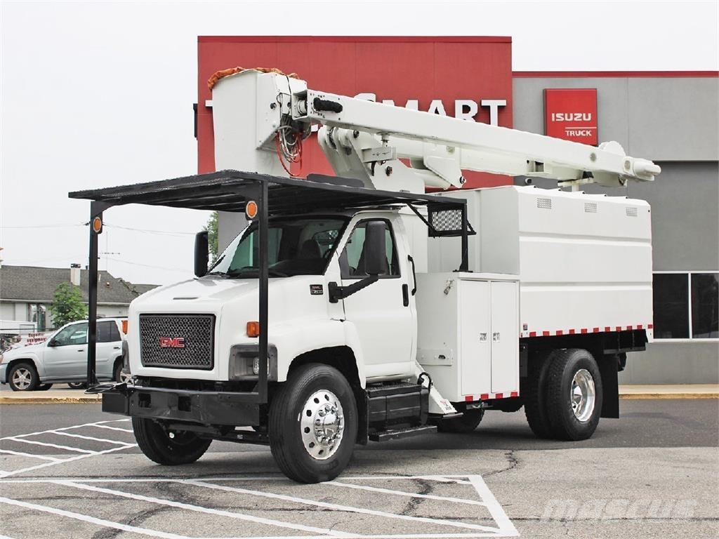 GMC 7500 Kleinholztransporter