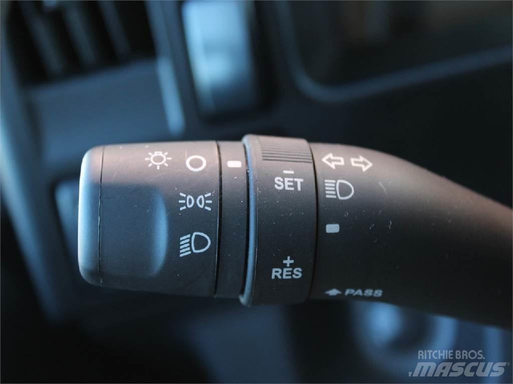 Isuzu NPR-HD Kofferaufbau