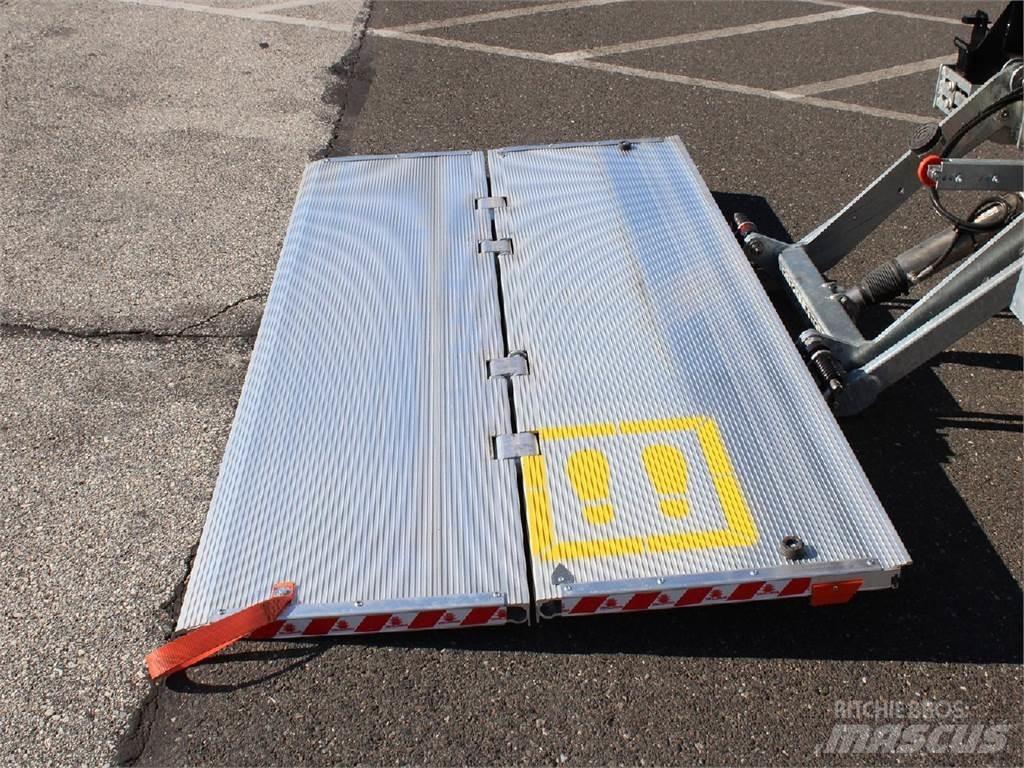 Isuzu NPR-HD Kofferaufbau