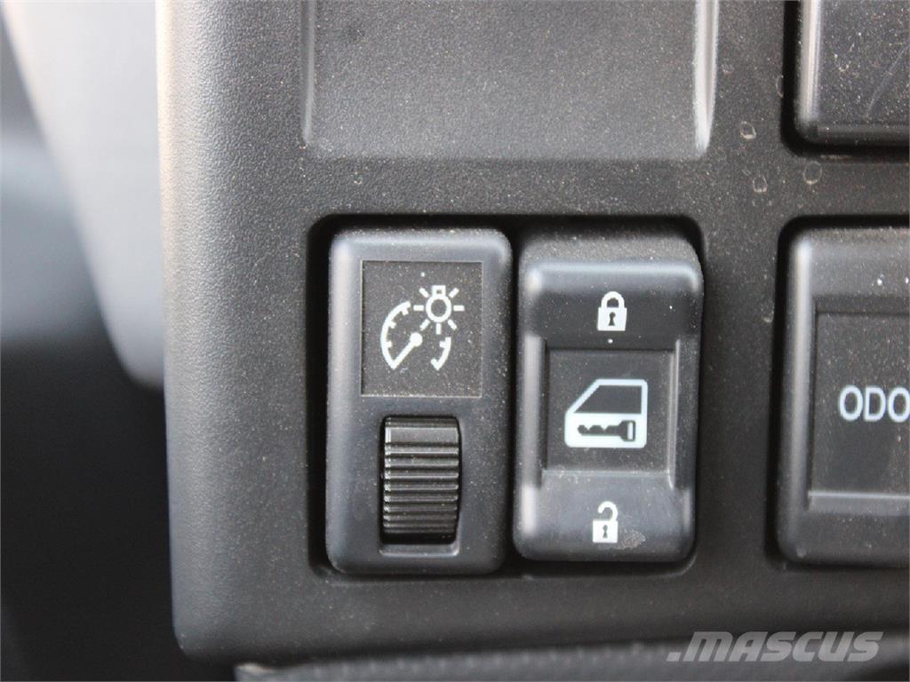 Isuzu NPR-HD Abrollkipper