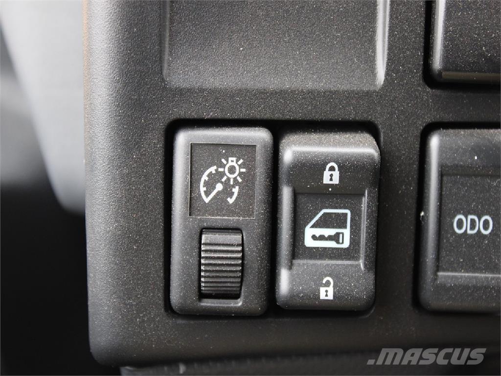 Isuzu NRR Absetzkipper