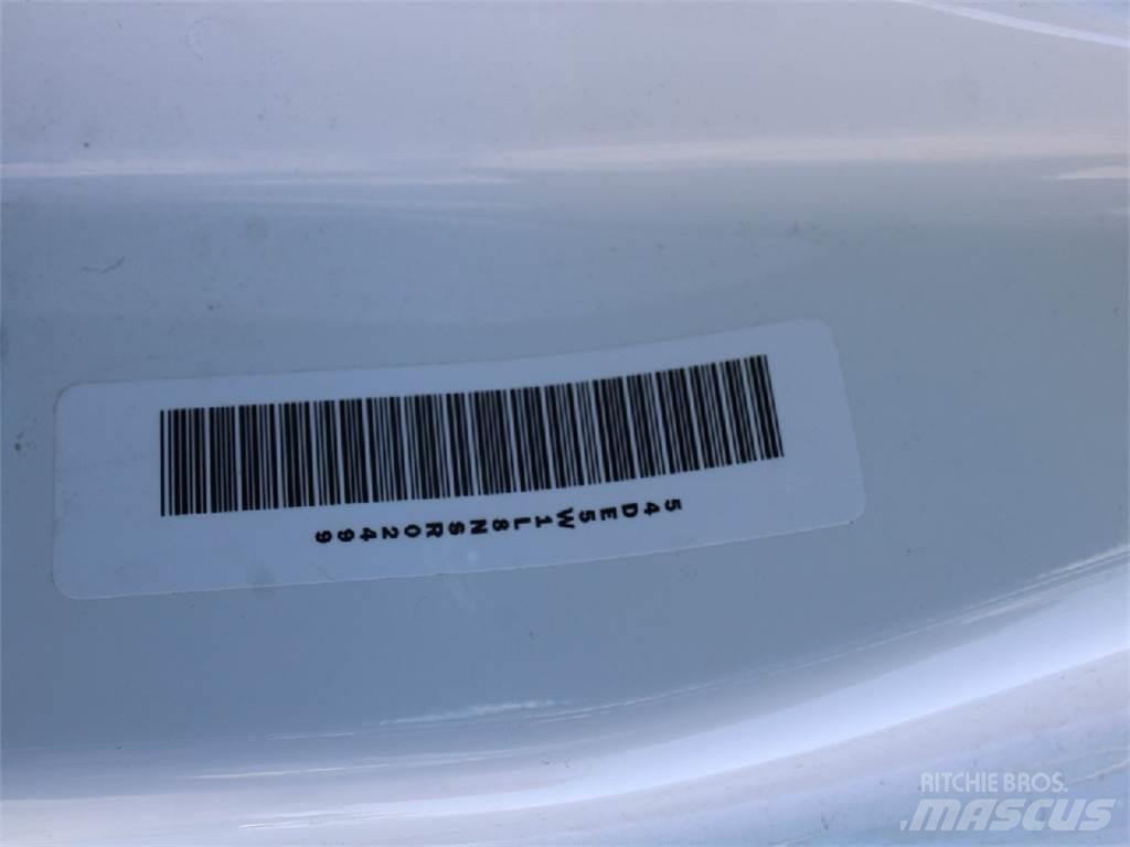 Isuzu NRR Kofferaufbau