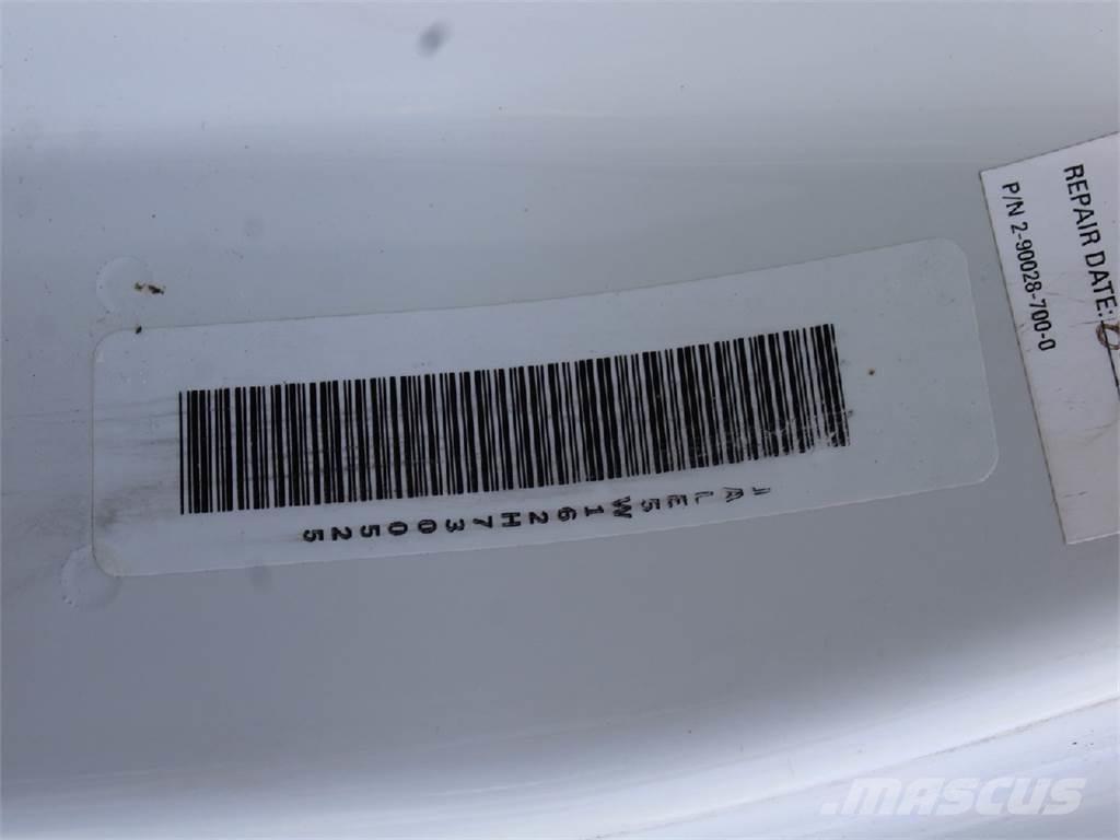 Isuzu NRR Kofferaufbau