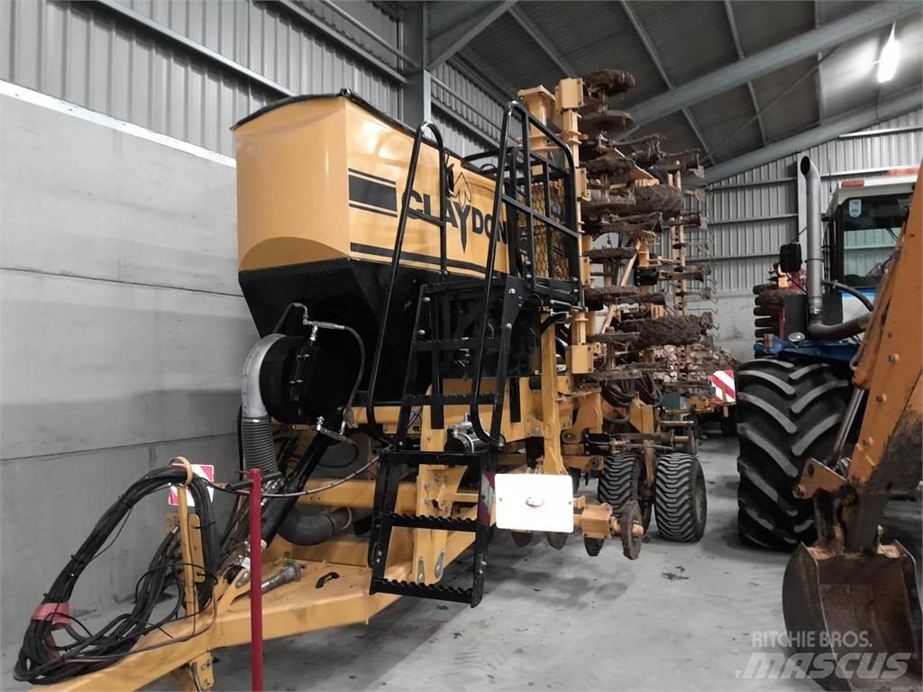 Claydon 8M TRAILED Sonstige Landmaschinen
