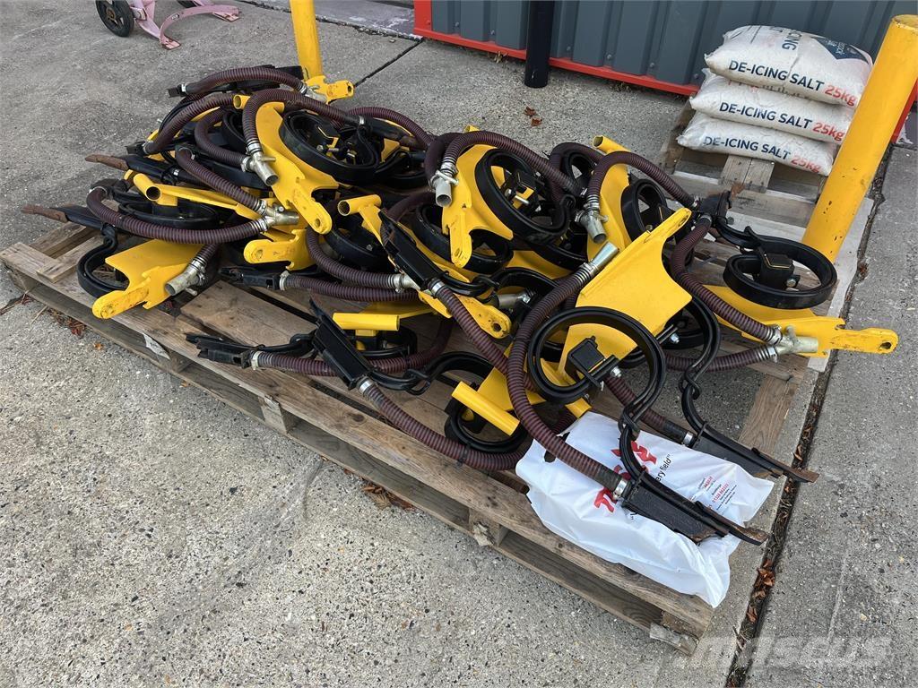 Claydon TWIN TINE Sonstige Landmaschinen