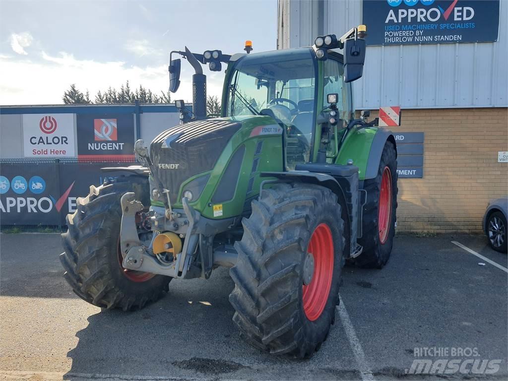 Fendt 718 VARIO S4 Traktoren