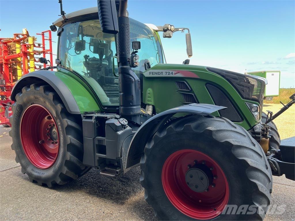Fendt 724 Traktoren