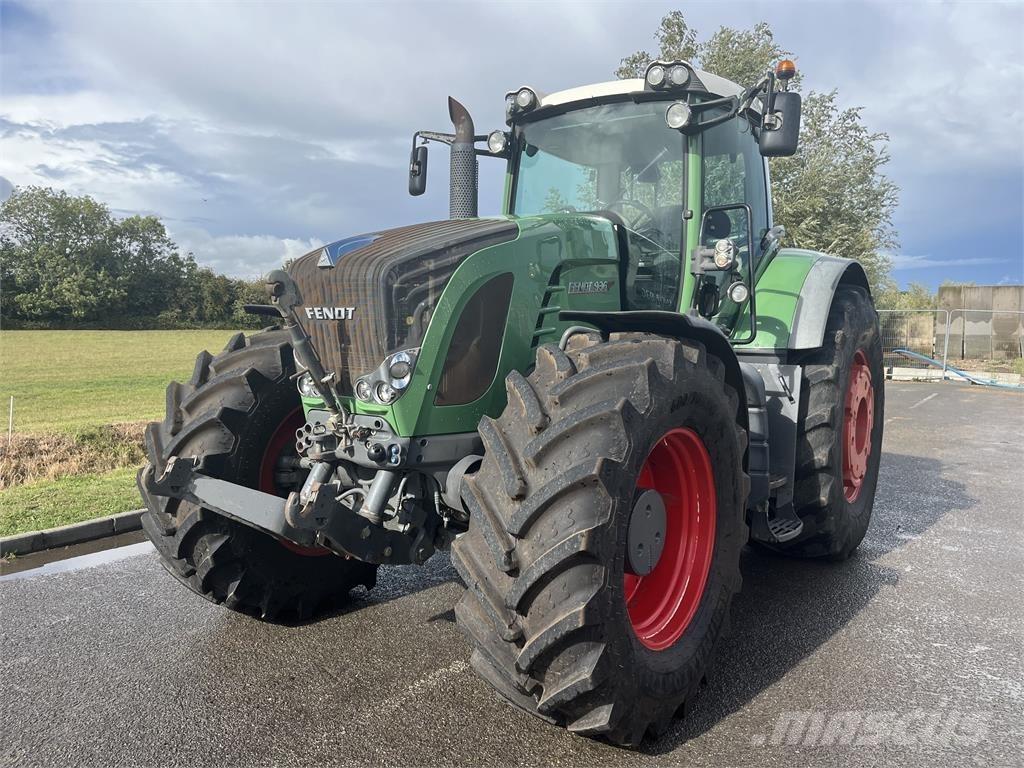Fendt 936 PROFI Traktoren