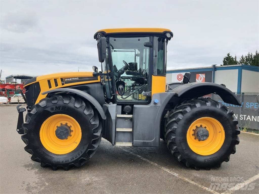 JCB 4220 Traktoren