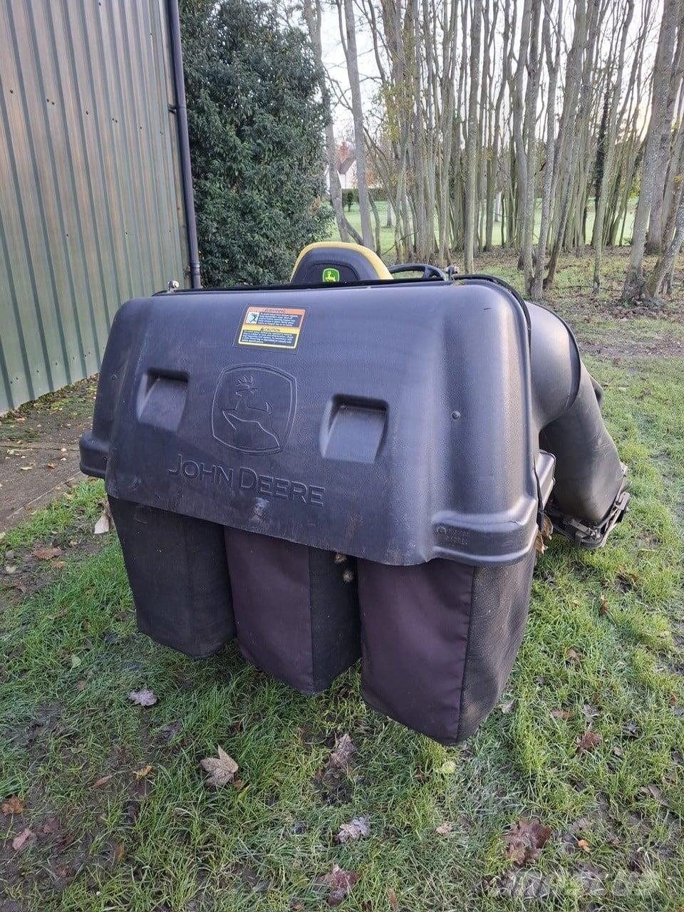 John Deere X750 Mäher