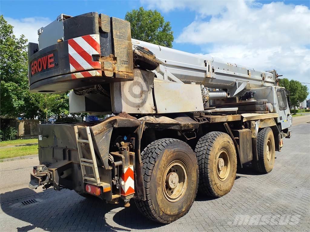 Grove GMK 3055 All-Terrain-Krane