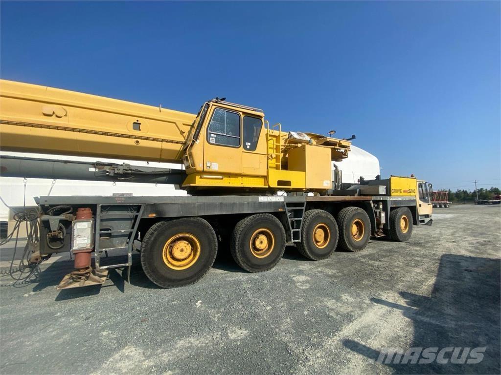 Grove GMK 5200 All-Terrain-Krane