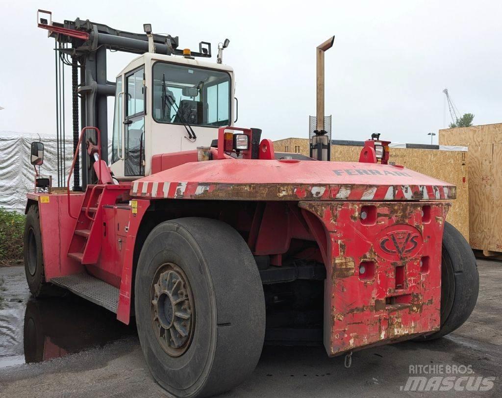 CVS Ferrari F32 Dieselstapler