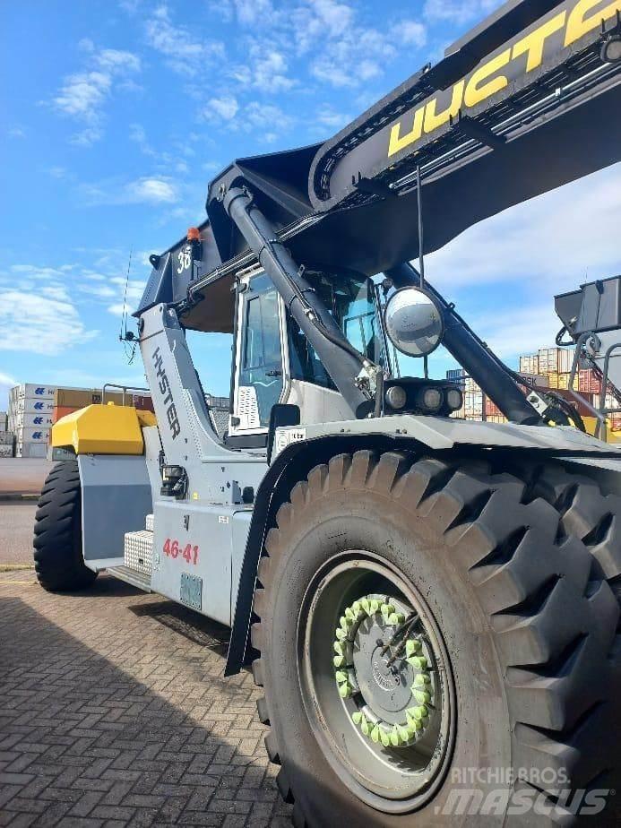 Hyster RS46-41XD/67S Reach-Stacker