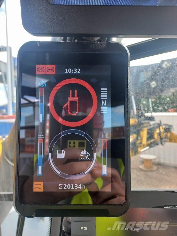 Hyster RS46-41XD/67S Reach-Stacker