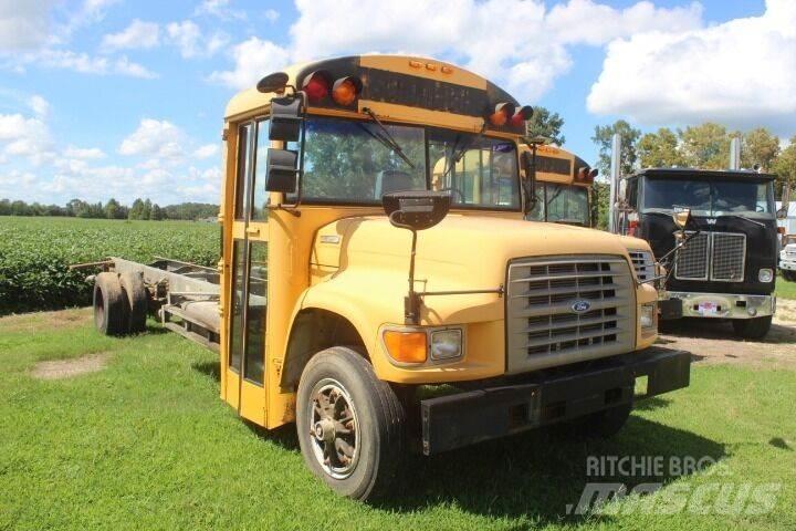 Ford B-800 Sonstige Baumaschinen