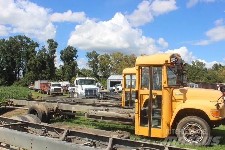 Ford B-800 Sonstige Baumaschinen
