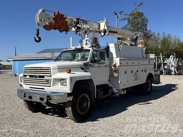 Ford F-800 Sonstige Baumaschinen