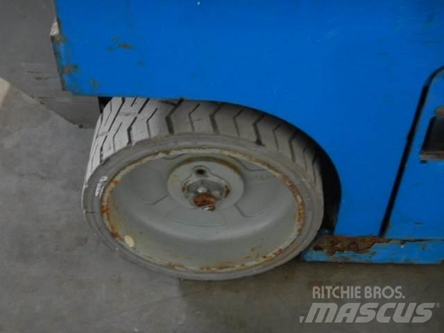 Genie GS1932 Scheren-Arbeitsbühnen