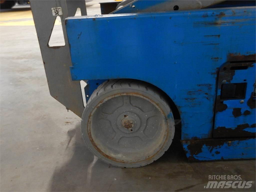 Genie GS2032 Scheren-Arbeitsbühnen