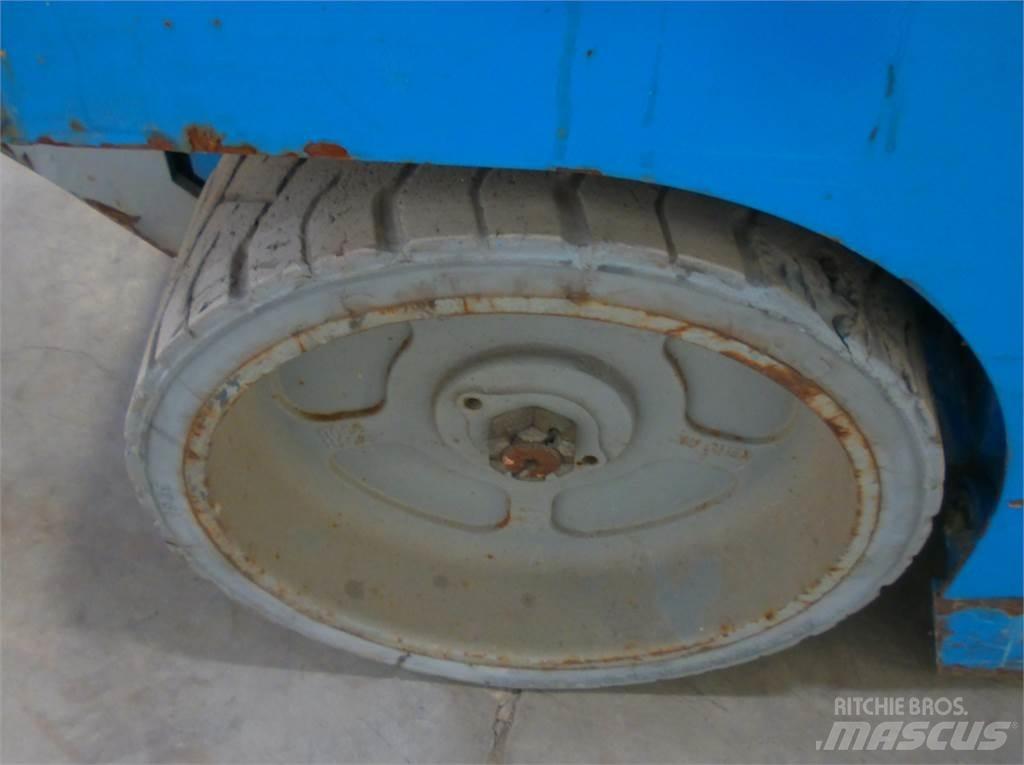 Genie GS2032 Scheren-Arbeitsbühnen