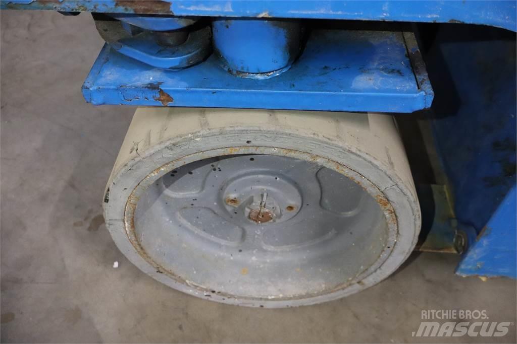 Genie GS2046 Scheren-Arbeitsbühnen