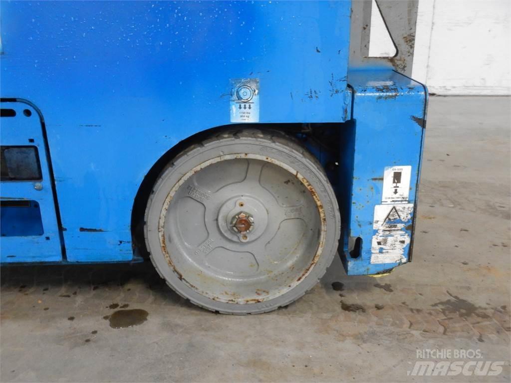 Genie GS3232 Scheren-Arbeitsbühnen