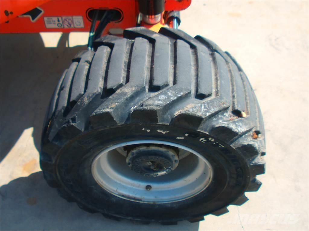 JLG 450AJ Gelenkteleskoparbeitsbühnen