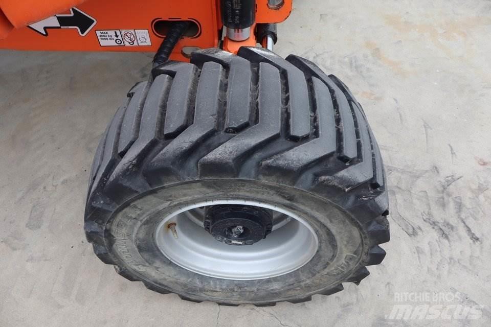 JLG 520AJ Gelenkteleskoparbeitsbühnen
