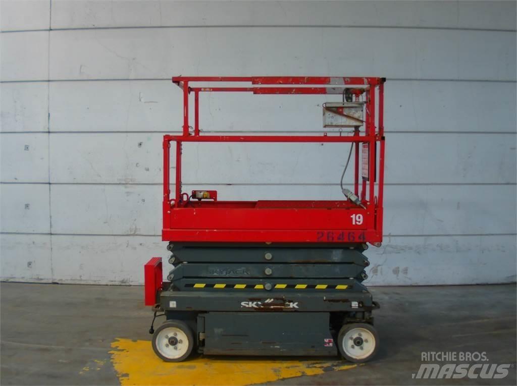 SkyJack SJ3219 Scheren-Arbeitsbühnen