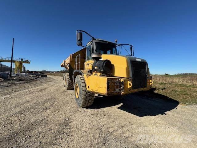 Bell B35D Dumper - Knickgelenk