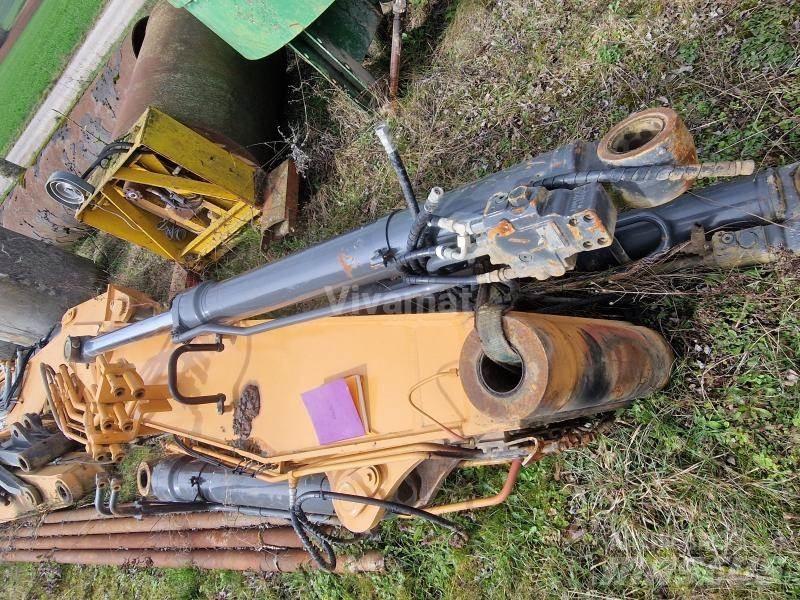 CASE CX245SR Ausleger