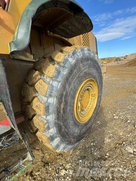 CAT 980M Radlader