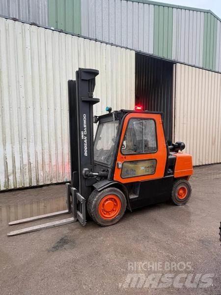 Doosan D45SC Andere Gabelstapler