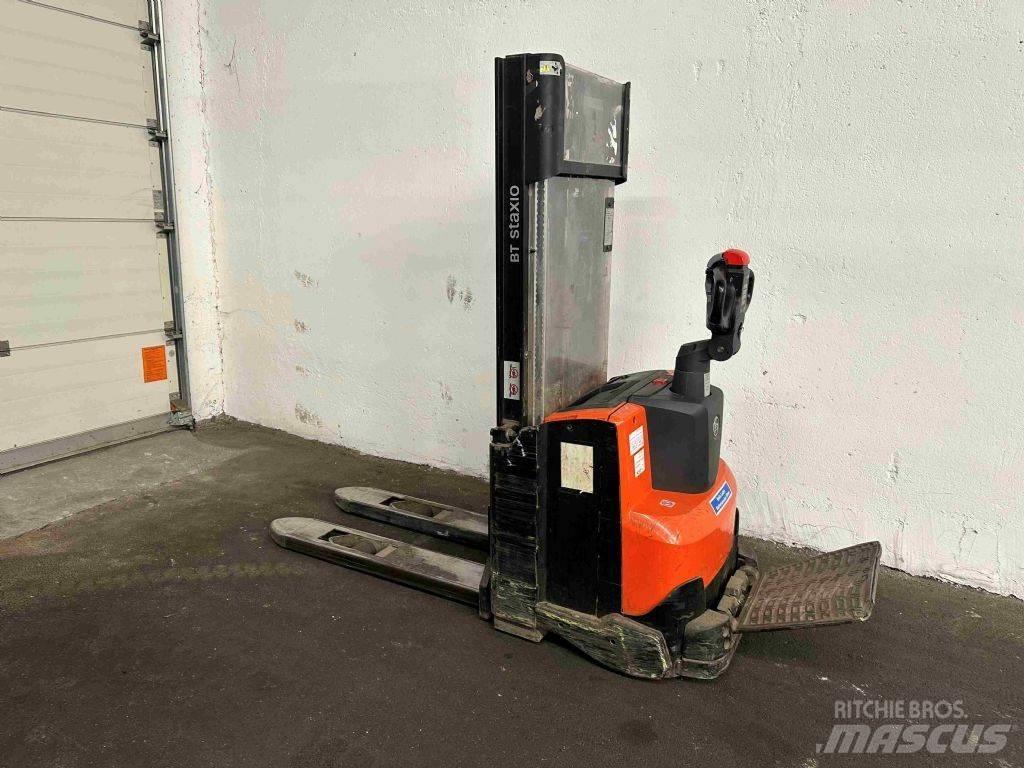 BT SWE 100 Deichselstapler