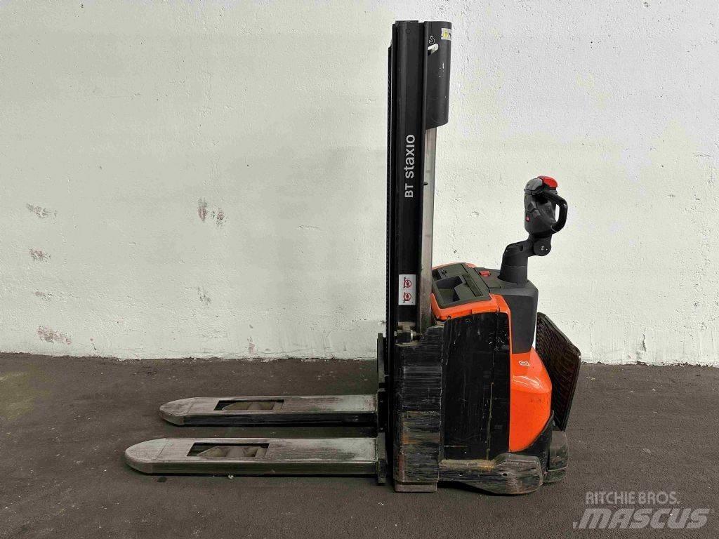 BT SWE 100 Deichselstapler
