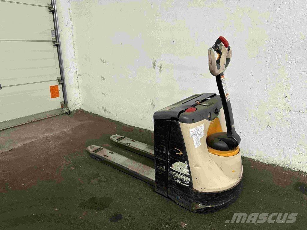 Crown WP 3015 Niedergabelstapler