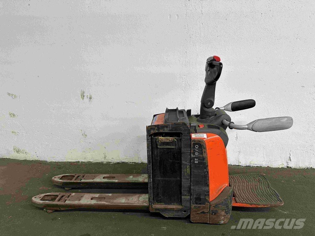 Toyota LPE 200 Niedergabelstapler