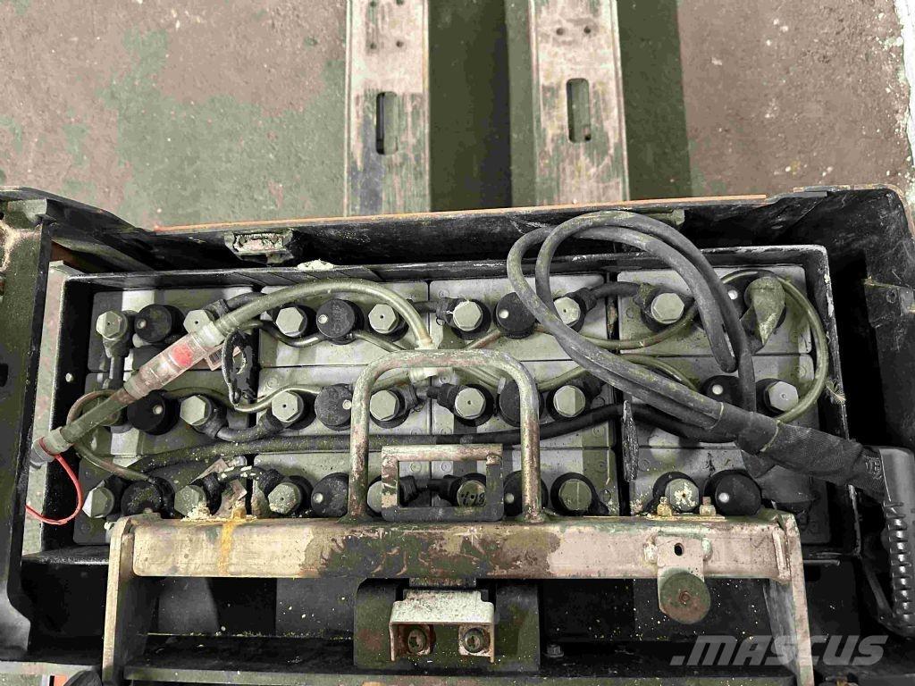 Toyota LPE 200 Niedergabelstapler