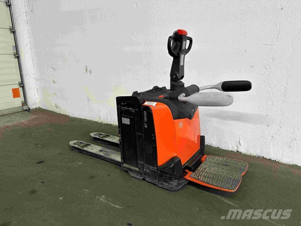 Toyota LPE 200 Niedergabelstapler
