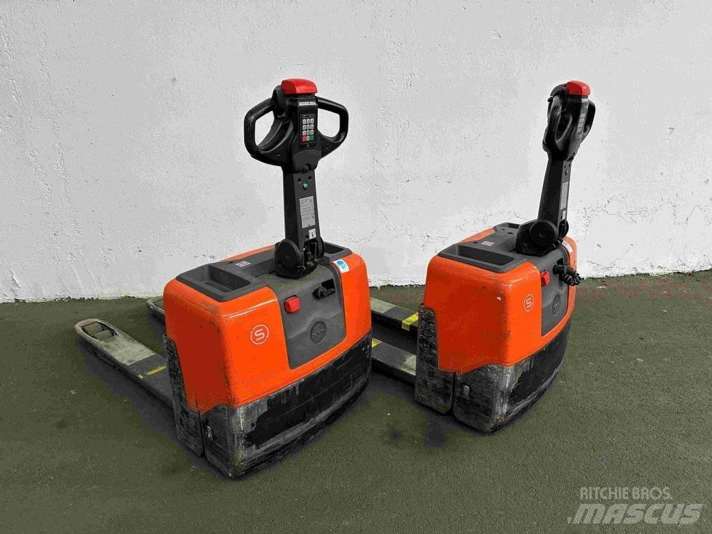 Toyota LWE 130 Niedergabelstapler