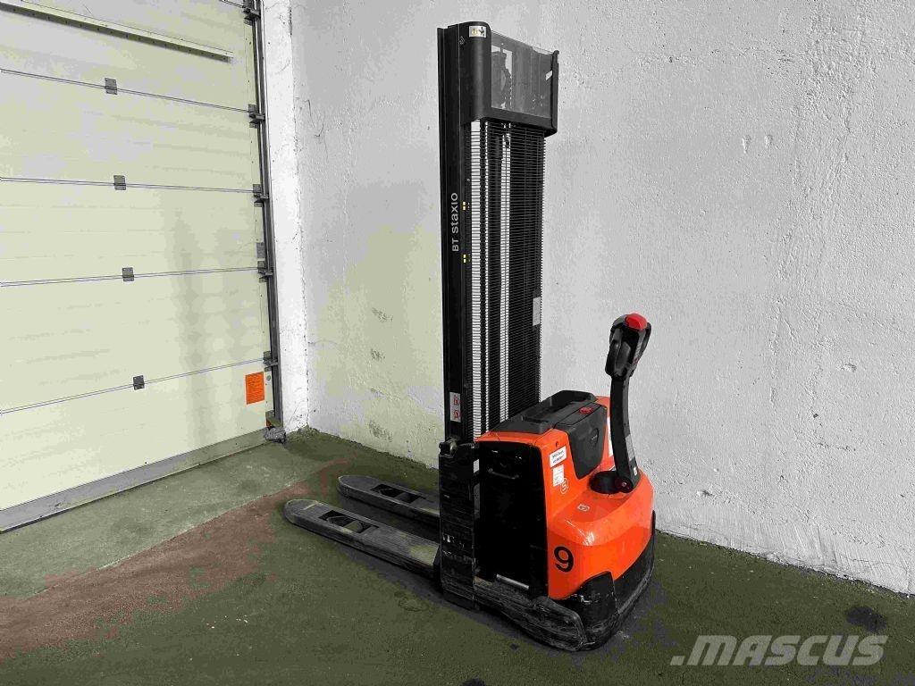 Toyota SWE 120 Deichselstapler