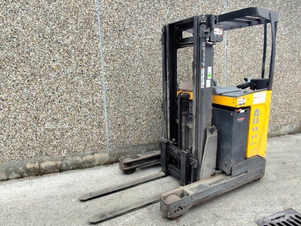 Atlet UMS160 Schubmaststapler